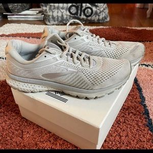 Brooks Ghost 12 Running Shoes